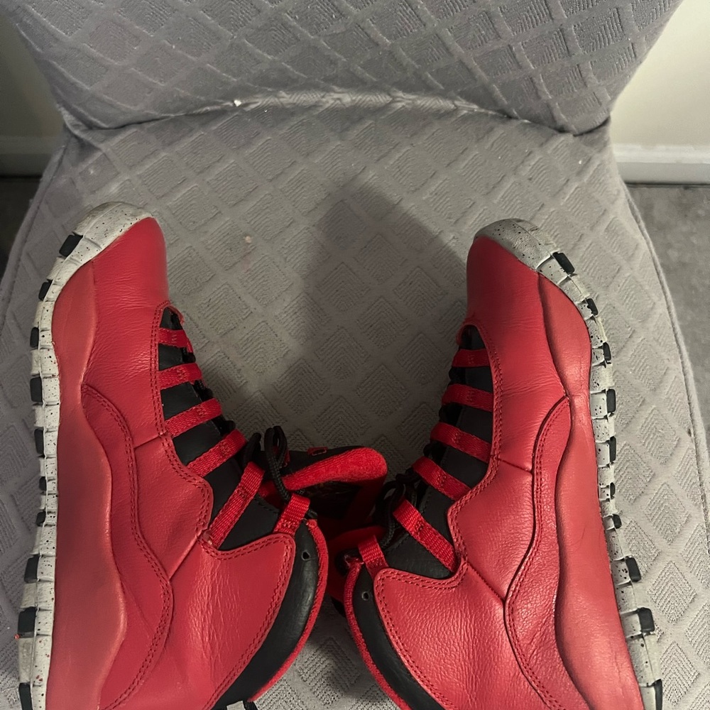 Jordan 10 - Picture 6 of 6